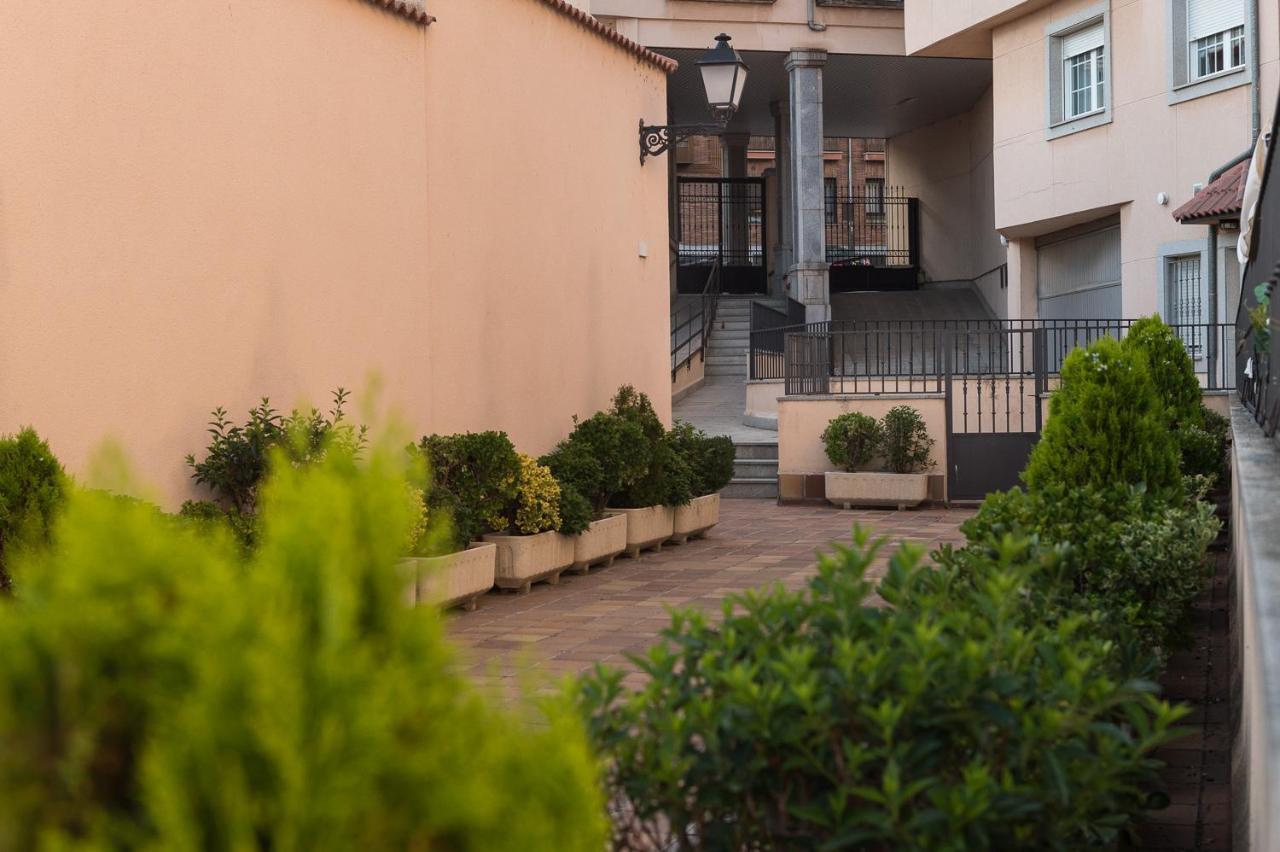 Panorama Atico Apartment Avila Exterior photo